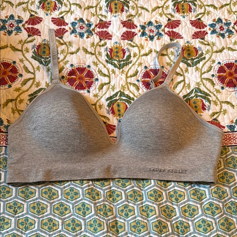 Laura Ashley Gray Wireless Comfort Bra